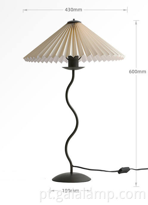 hotel-project-pleated-shade-standing-light